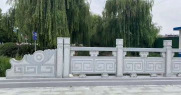 广州 芝麻灰桥栏杆、河道栏杆安装效果