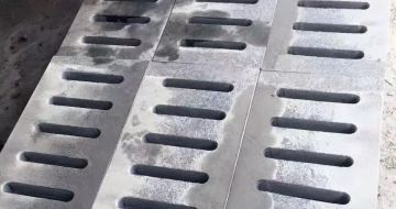 广州 芝麻灰石材沟盖板