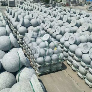 广州 花岗岩实心圆球，石球，挡车球，挡车石，车止石，路障石。