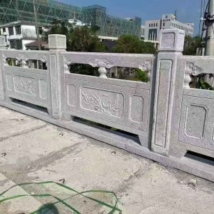广州 芝麻白栏杆
