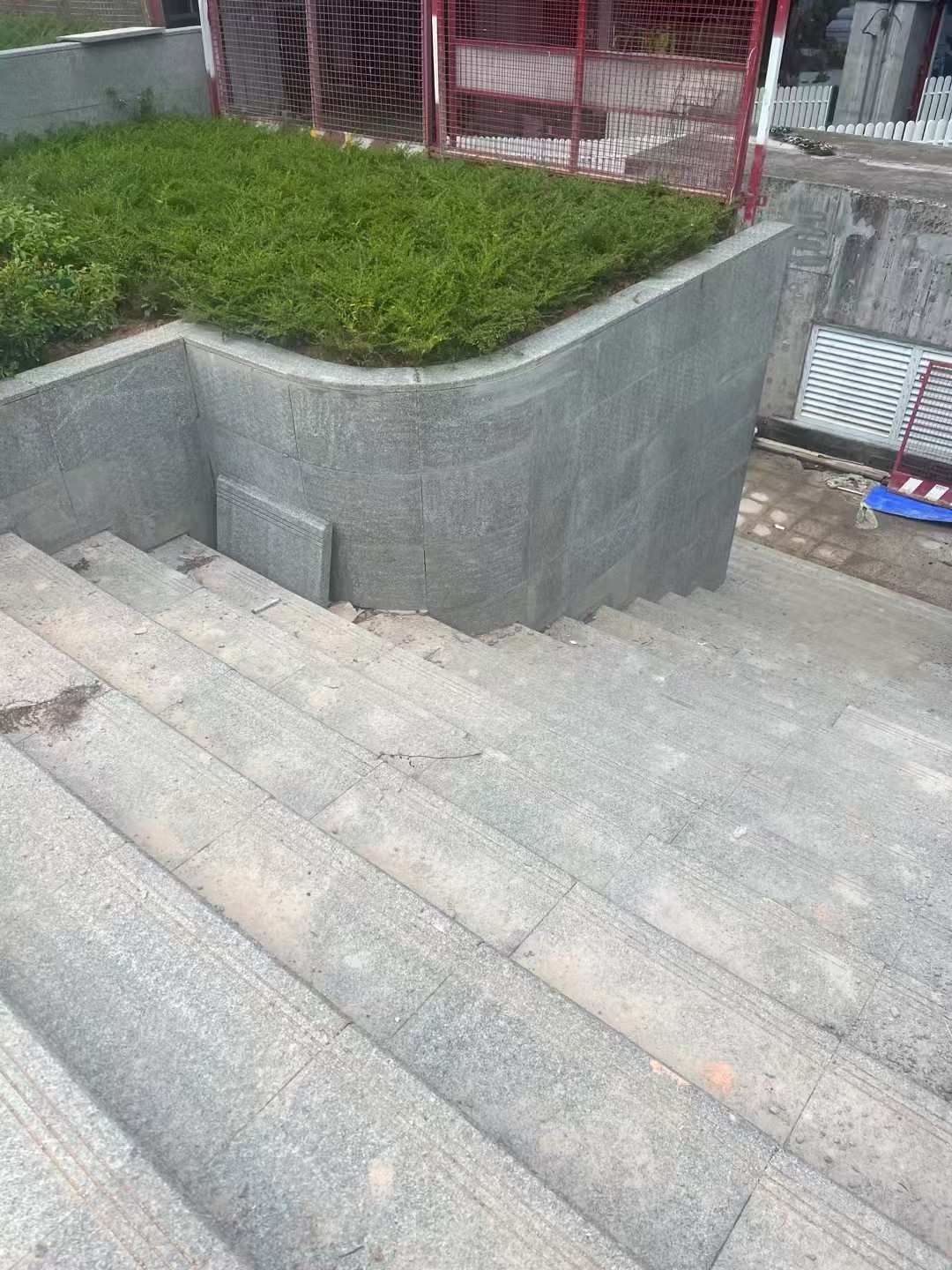 广州 芝麻黑火烧面铺装案例