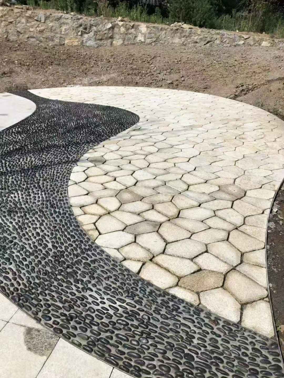 广州 黄金麻冰裂缝室外铺装效果完美展示