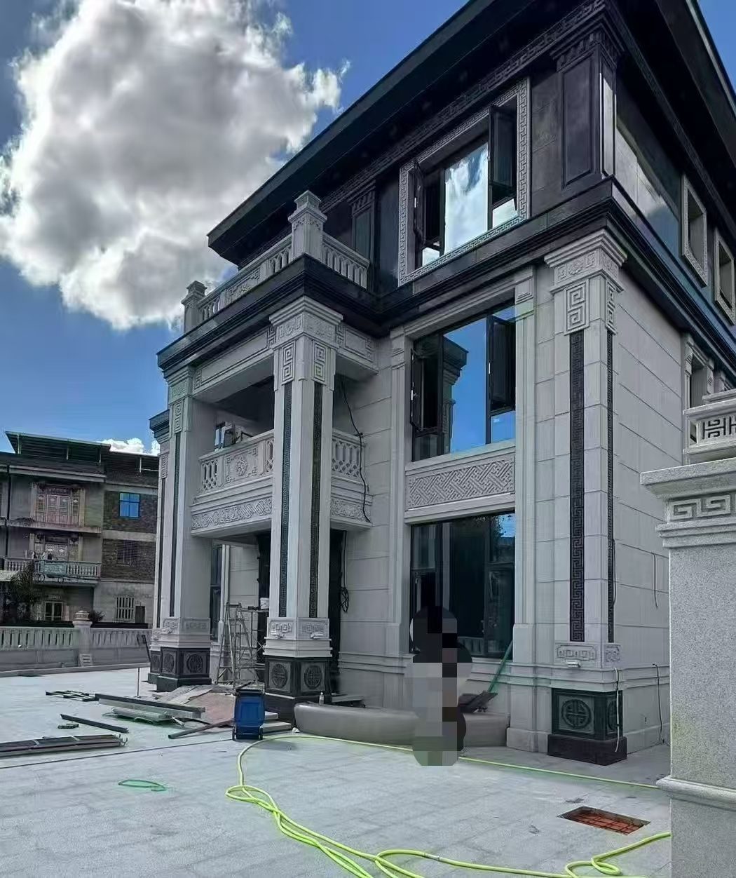 广州 别墅干挂，芝麻白与芝麻黑完美配合