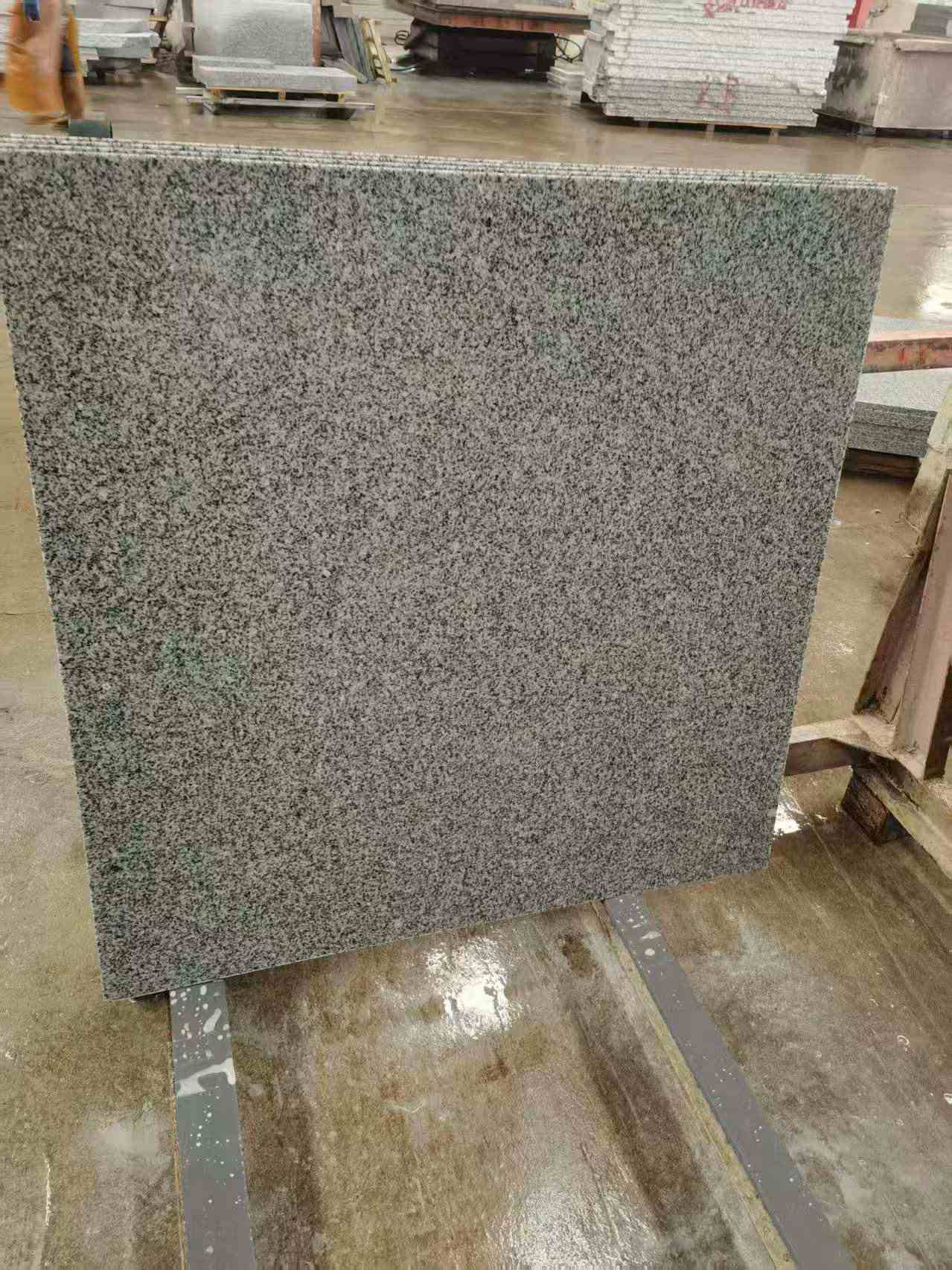 广州 芝麻白光面900*900，高地铁标准