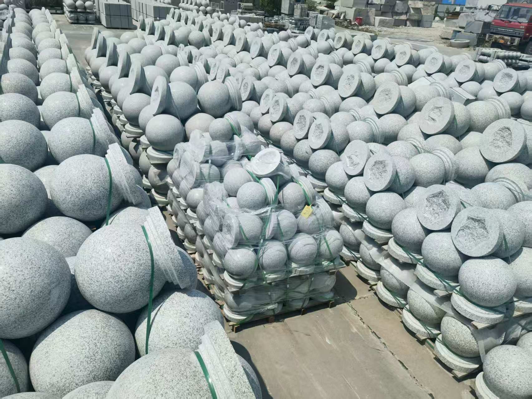 广州 花岗岩实心圆球，石球，挡车球，挡车石，车止石，路障石。