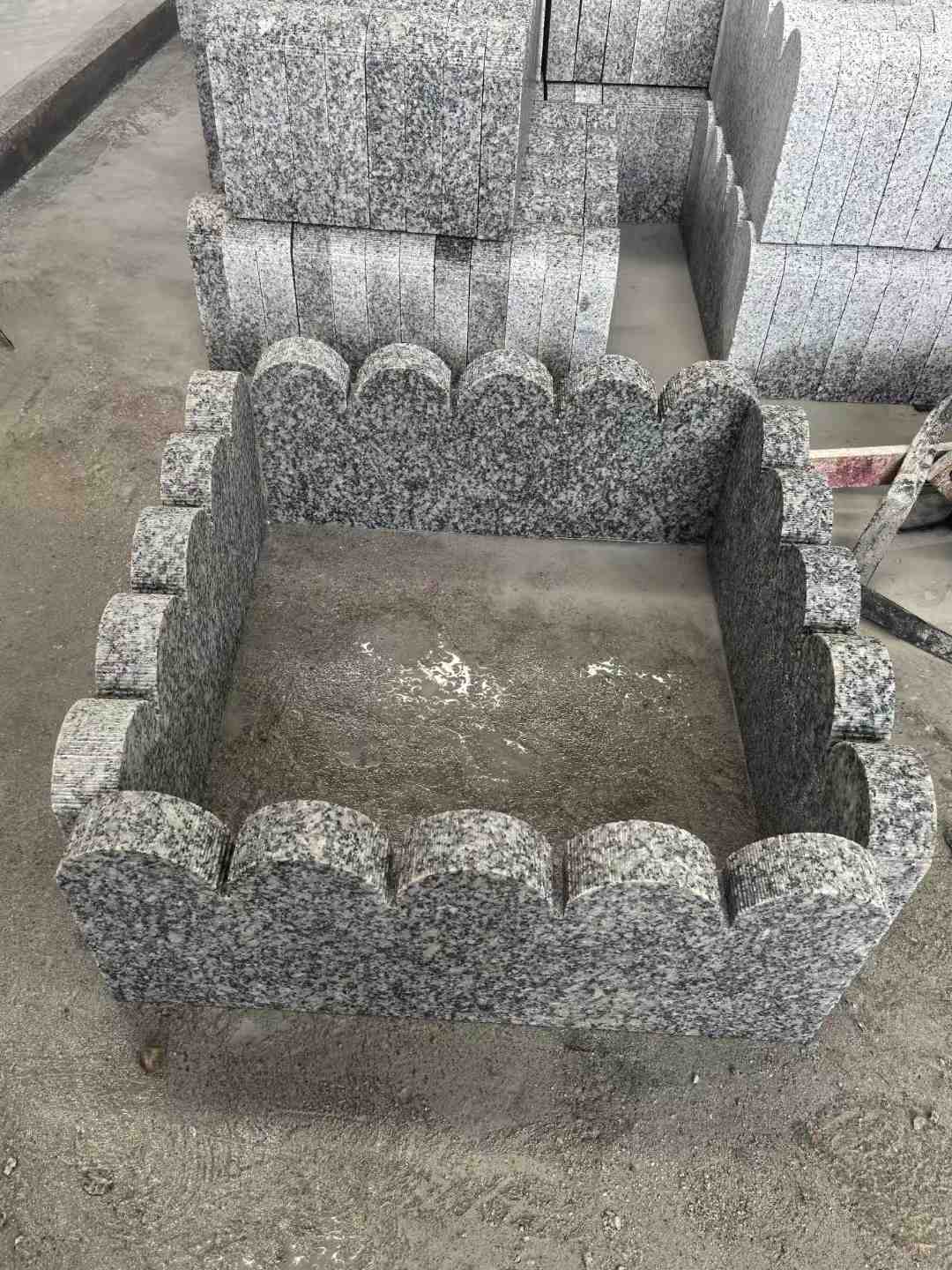 广州 花边石、花坛围栏石、花池界石、菜园栅栏石、镶边石、波浪状界石介绍