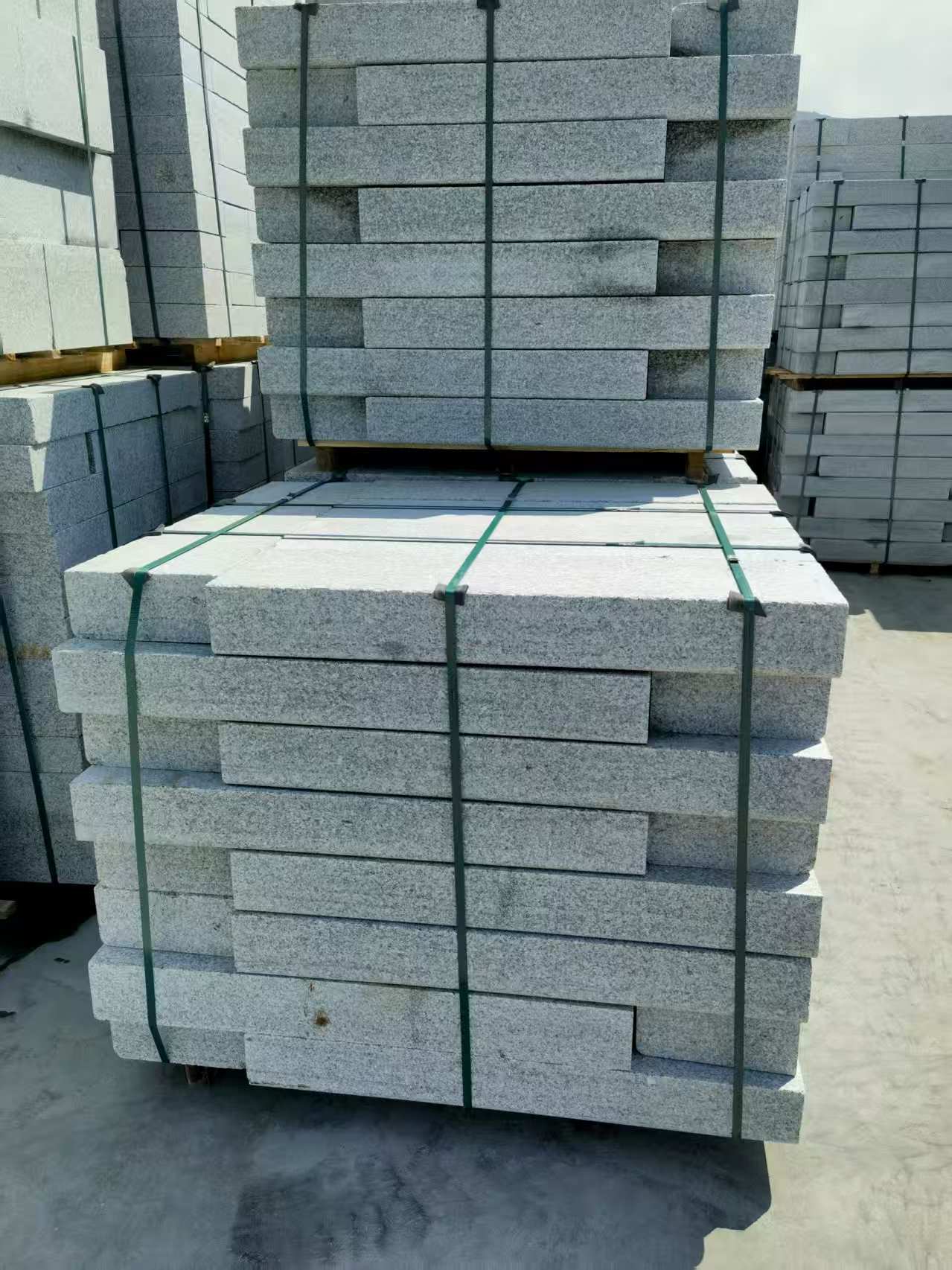 广州 芙蓉白花岗岩路沿石、平石尺寸标准，色泽均匀