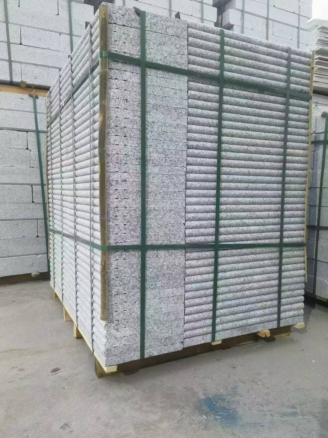 广州 芙蓉白3公分厚磨圆边、拉槽，楼梯踏步