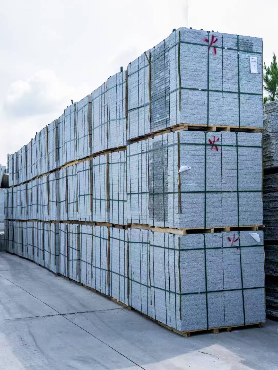 广州 芙蓉白3公分火烧地铺成品300*600